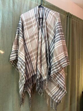 JustFab Plaid Fringe Poncho in Beige and Gray